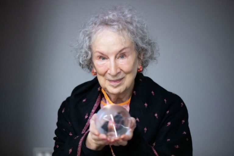 211208031655-margaret-atwood-file-102021-restricted