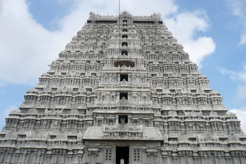 Arunachalam-Temple-Complete-Guide-How-to-Reach-Timings