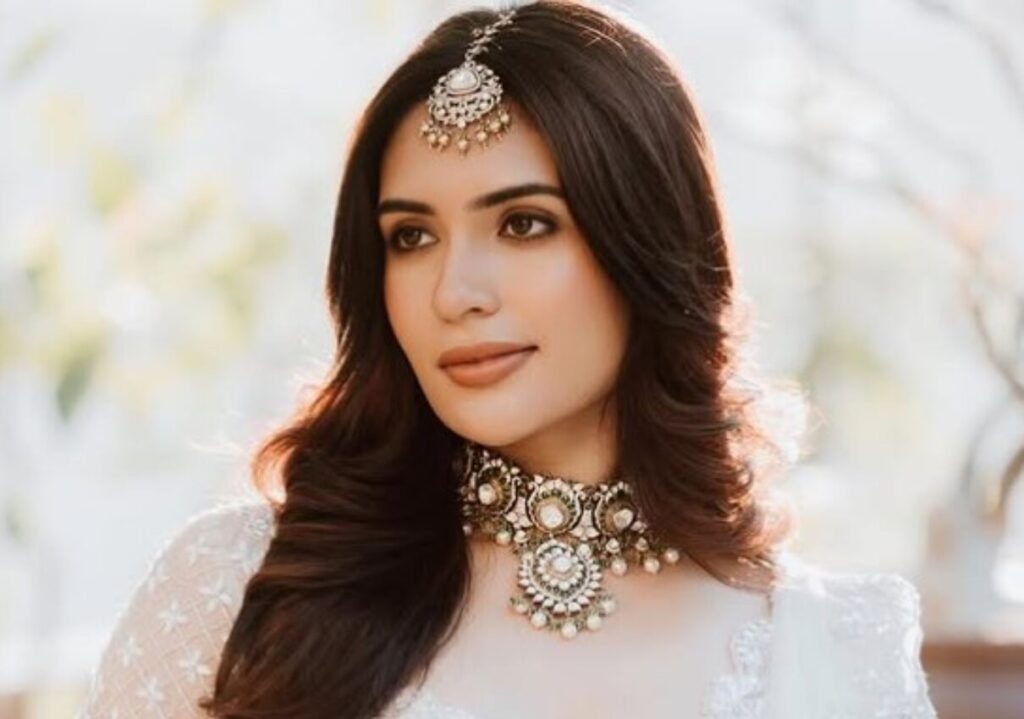 Tarini-Kalingarayar--1210x850