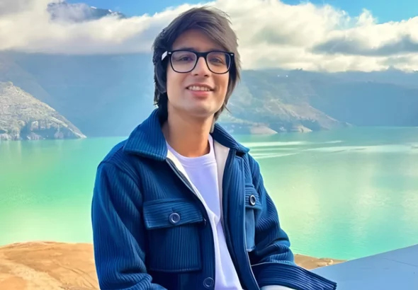 sourav-joshi-age-Picsart-AiImageEnhancer